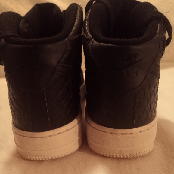 Youth Nike Air Force One '06 Black custom order. Size 5.5 Youth wide. - Picture 3 of 3